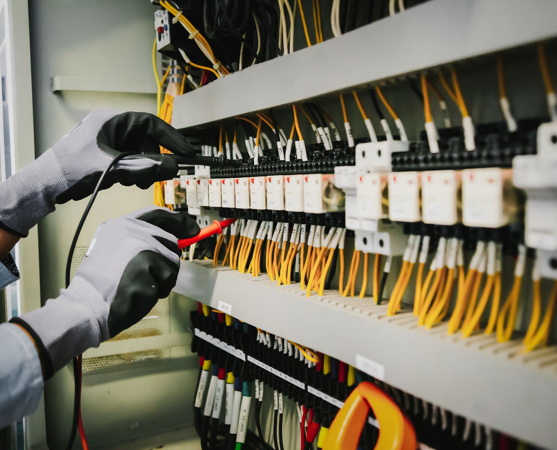 Serviços Elétricos